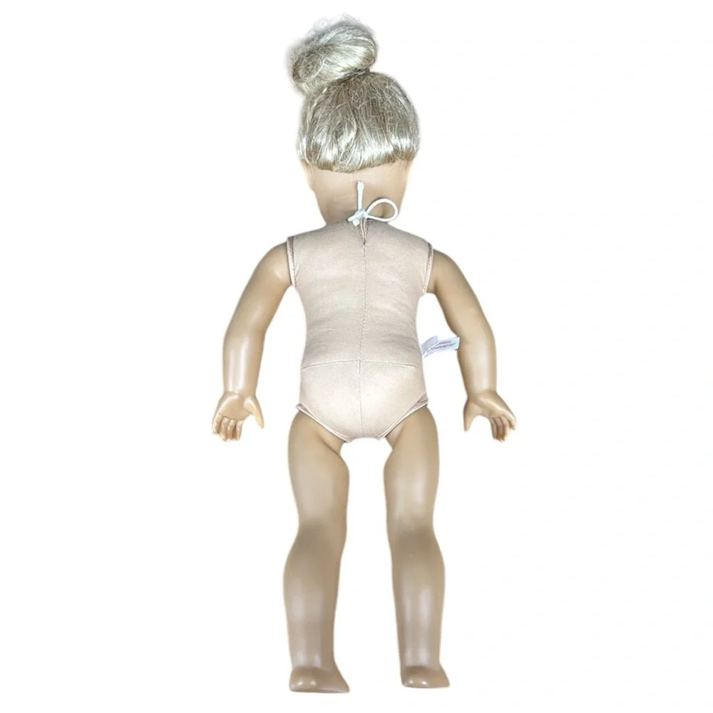 2000's American Girl Doll Long Blond Hair Hazel Green Eyes 18